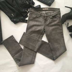 JBrand - Classic Pencil Leg 912 - Grey